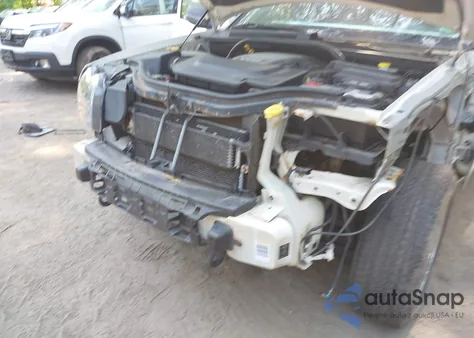 2005 Jeep Grand Cherokee Limited from USA, damaged, VIN 1J8HR58225C639457